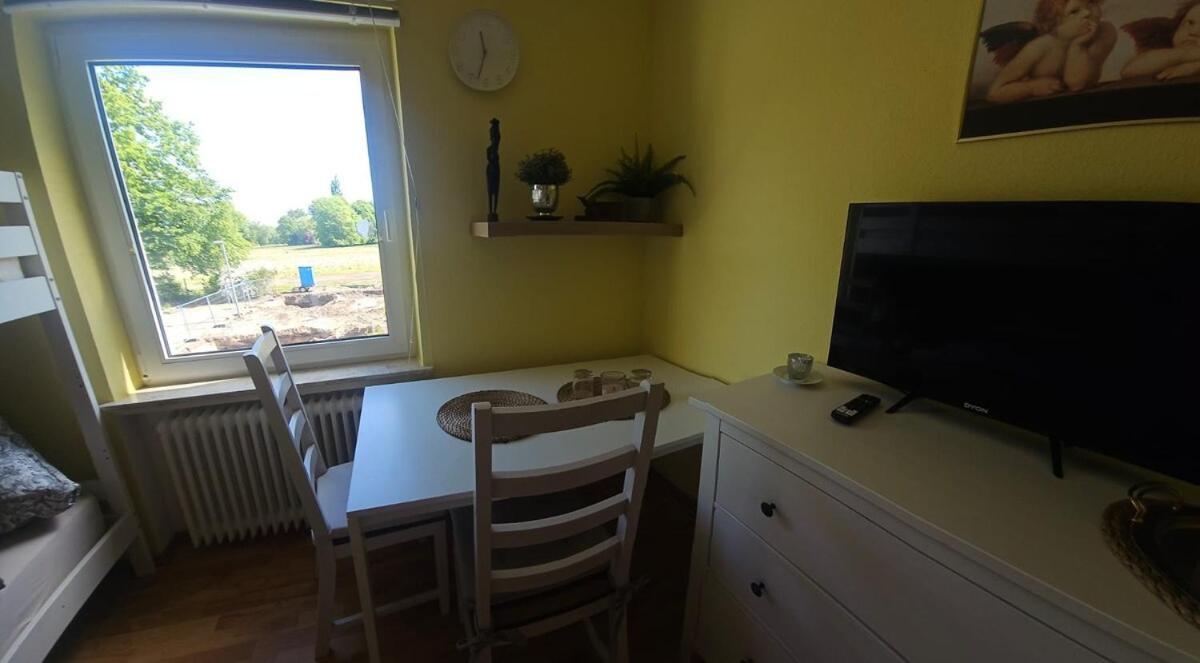 Modernes Appartement Im Gruenen, Mit Park- Und Meer-Naehe Bad Zwischenahn Exterior foto